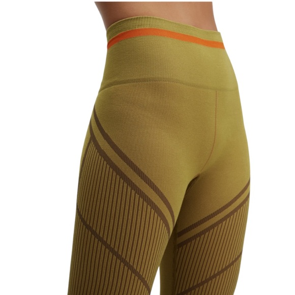 Fabletics High-Waisted Seamless Jacquard Chartreuse Legging Tights W-467 Size M - Picture 3 of 12